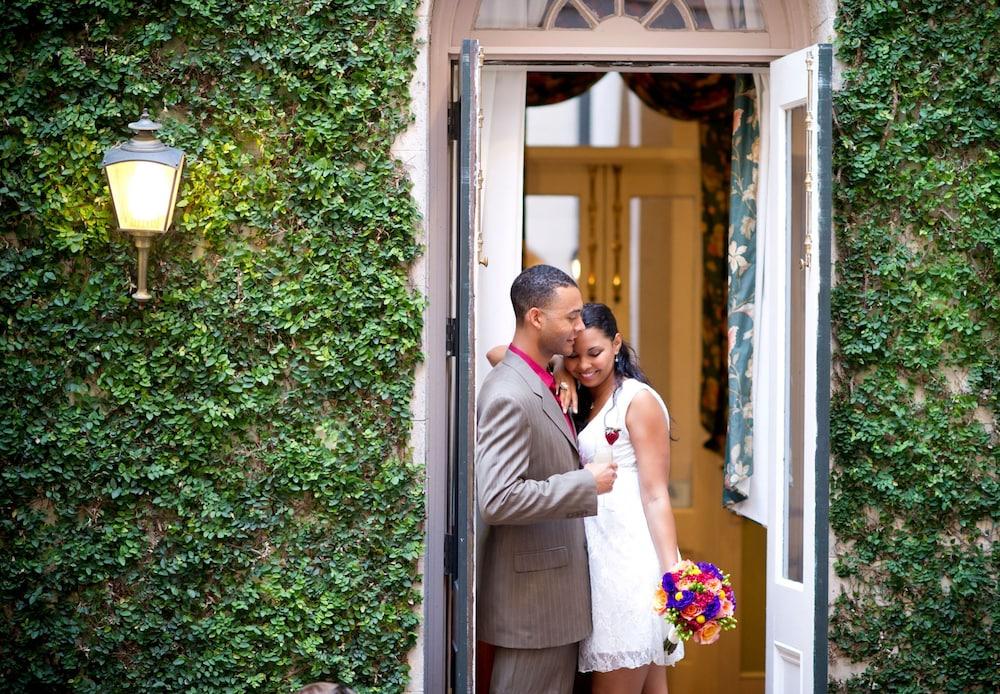 Kings Courtyard Inn Charleston Exterior photo